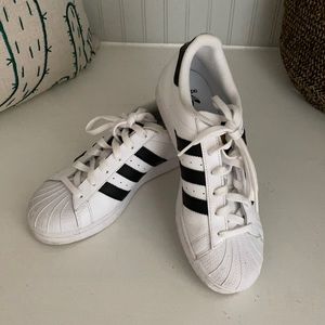Adidas SuperStars (6.5 Men’s/8.5 Women’s)